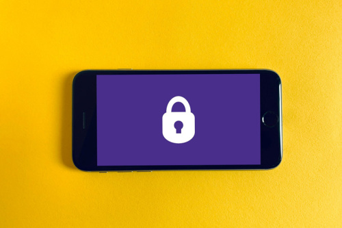 Cyberattaques et IA : les sites web français sont-ils plus exposés ?